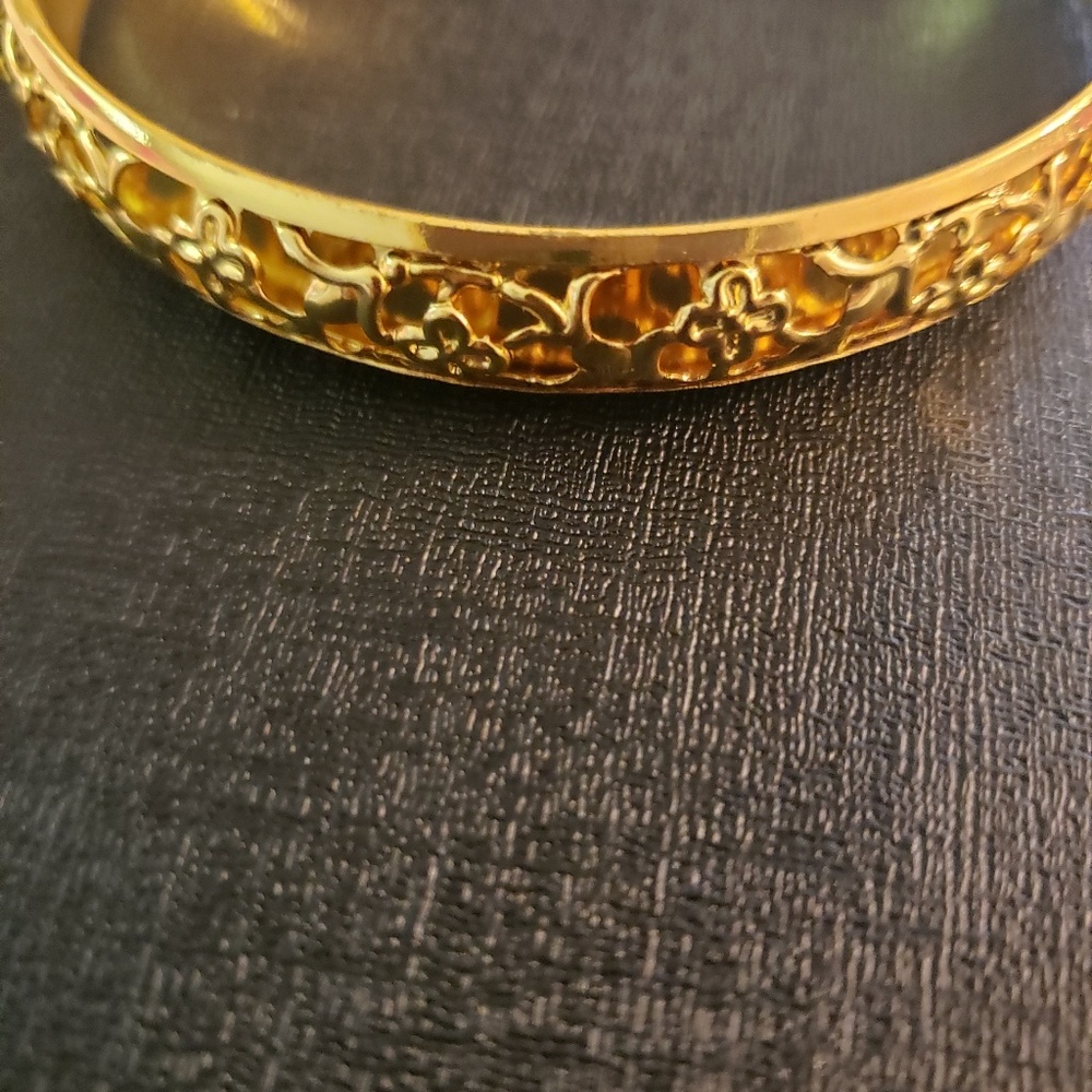 Bangle - Picture 2 of 3